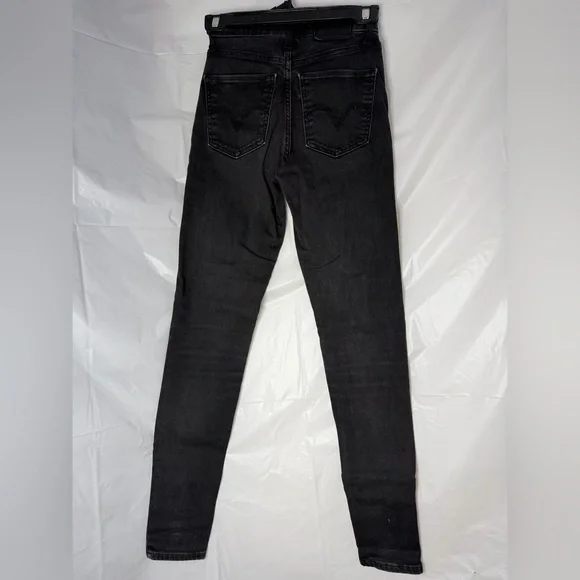 Levi’s Black High Waisted Skinny Jeans - Picture 2 of 4